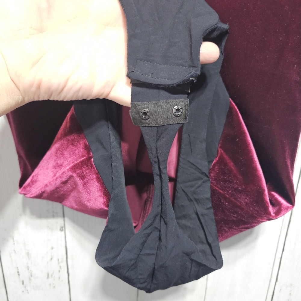 Commando Women's Burgundy Short Sleeve Velvet Bodysuit Size Small USA Made. - Picture 8 of 9